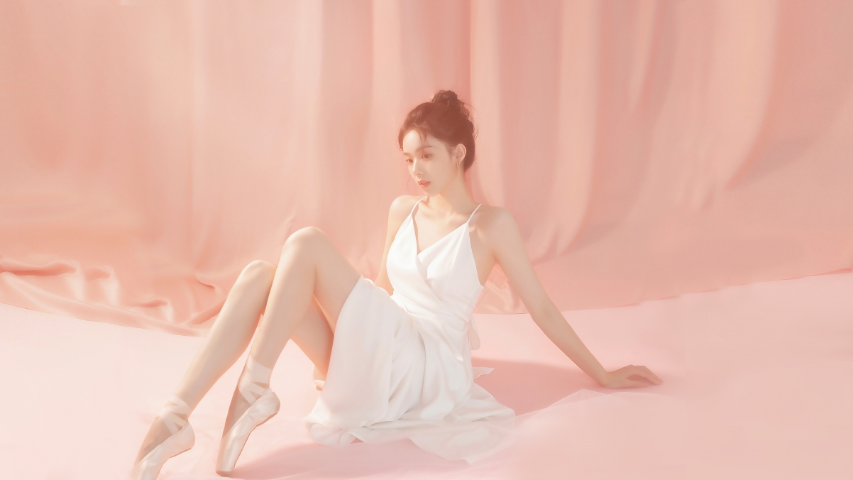 文本突出滚动显示